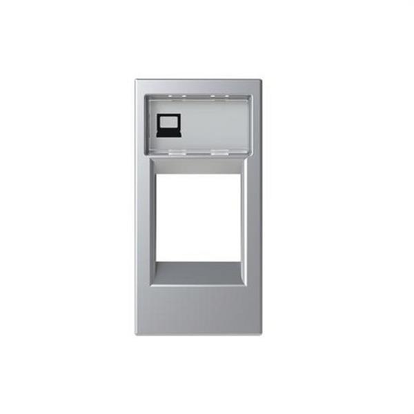 NIESSEN N2118.1 PL Tapa con ventana para 1 conector telefonía/informática Zenit plata