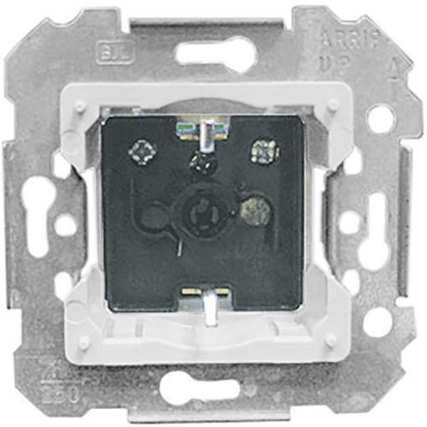 BJC 18524 Base enchufe 2P+T (TT lateral) con protección infantil emborne por tornillos 16A 250V