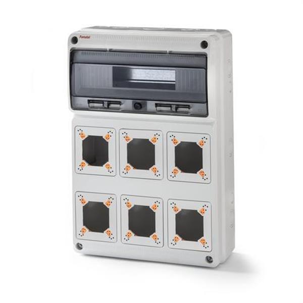 FAMATEL 3962 Caja envolvente pretroquelada 16 módulos para 6 mecanismos IP65