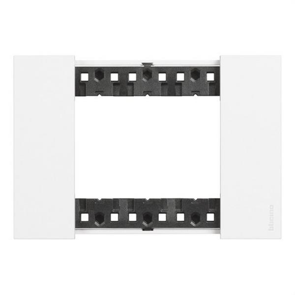 BTICINO KA4803KW Placa para mecanismo LIVING NOW 3 módulos en tecnopolímero, color blanco