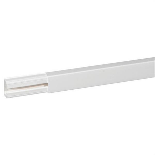 Canaleta adhesiva PVC 10x15mm 2 metros blanco IP40 GSC - Mercantil Eléctrico