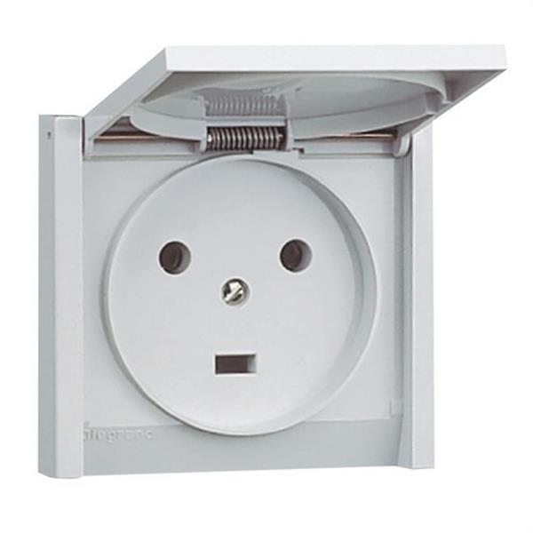 LEGRAND 055703 Toma plexo 20/32 2P + TT 20A IP447
