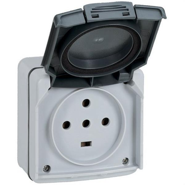 LEGRAND 091657 Monobloc toma 3P + TT + N-400V plexo 55