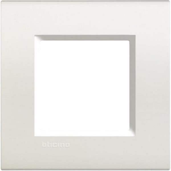 BTICINO LNA4802BI Placa con 2 módulos neutros en color blanco
