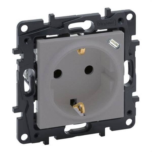 LEGRAND 864327 Base de corriente 2P+T con cargador USB C Niloé Step 250V, aluminio