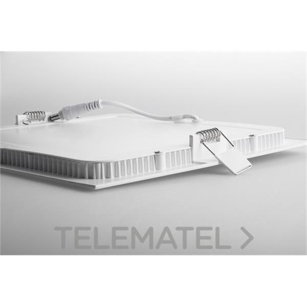QUOLED 0011-24W-212 DOWNLIGHT LED 24W EMP. CUAD. BL. LUZ NEUTRA 4000 K