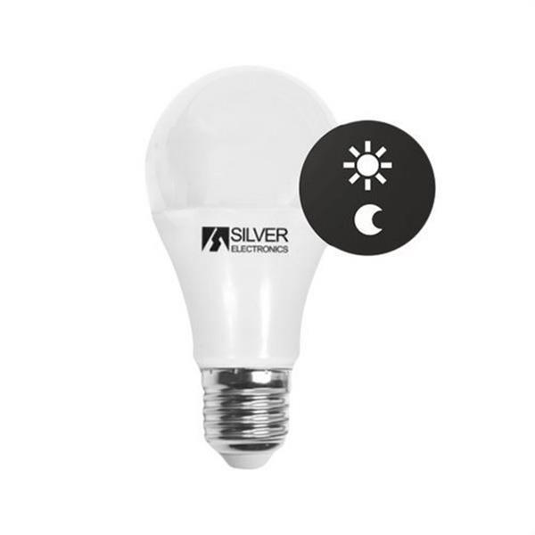 SILVER ELECTRONICS 602423 Lámpara LED estándar sensor crepuscular E27 1030lm 10W 3000K 140° 25.000h