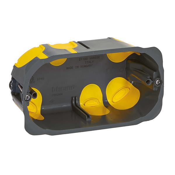 BTICINO PB504NN Caja de empotrar para tabique hueco, 4 módulos, 132,5x71x52mm